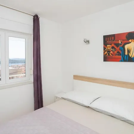 Apartment Center
